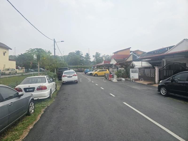 Rumah Teres untuk Dijual di Puchong (Selangor) - Harries Chong - Exterior - PropertyGuru.com.my