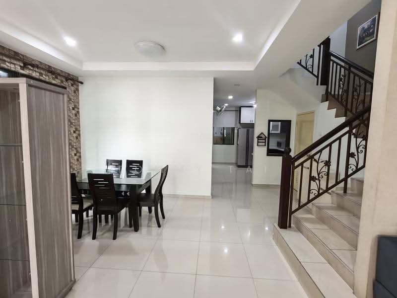 Rumah Kluster untuk Disewa di Taman Mount Austin (Tebrau) - Tommy Tai - Dining Room - PropertyGuru.com.my