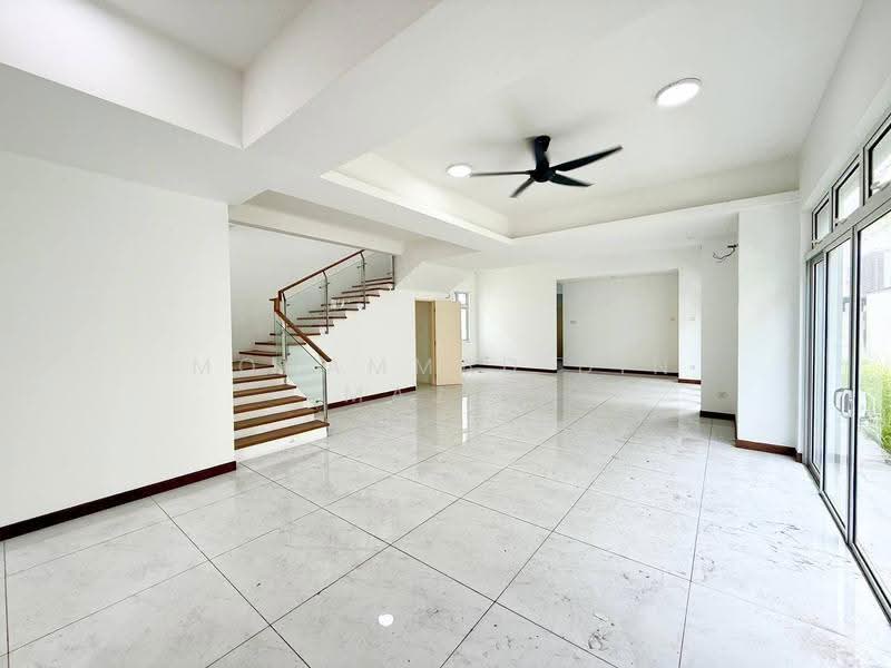 Bungalow House for Sale in Setia Alam (Selangor) - Mohammad Din Majid - Living Room - PropertyGuru.com.my