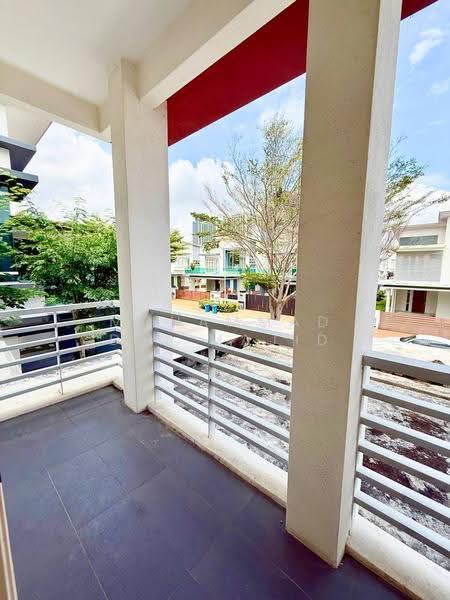 Bungalow House for Sale in Setia Alam (Selangor) - Mohammad Din Majid - Balcony - PropertyGuru.com.my