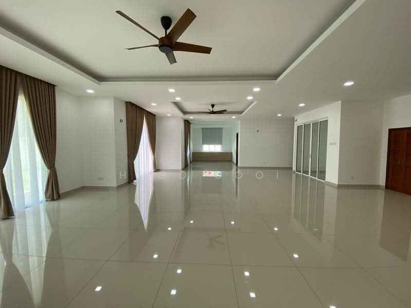 Bungalow House for Rent in Ukay Seraya (Ampang) - Hugo Gooi - Living Room - PropertyGuru.com.my