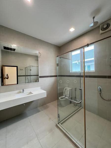 Bungalow House for Rent in Ukay Seraya (Ampang) - Hugo Gooi - Bathroom - PropertyGuru.com.my