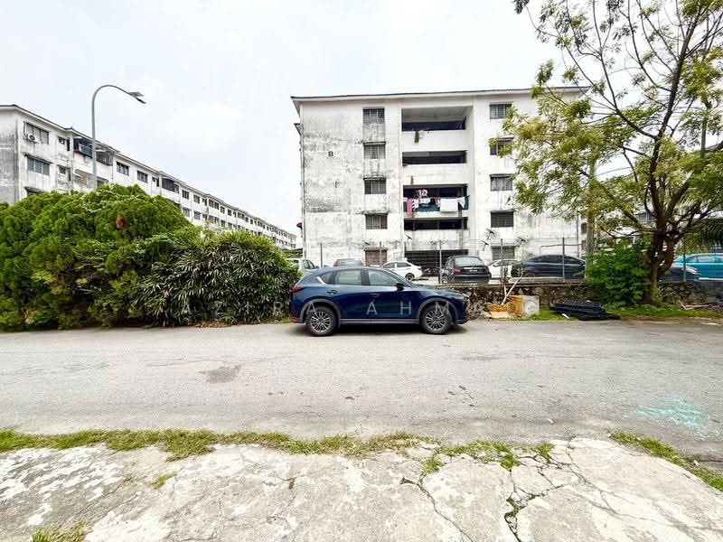 Rumah Teres 2-Tingkat untuk Dijual di Bandar Teknologi Kajang (Kajang) - Azira Ahmad - Exterior - PropertyGuru.com.my