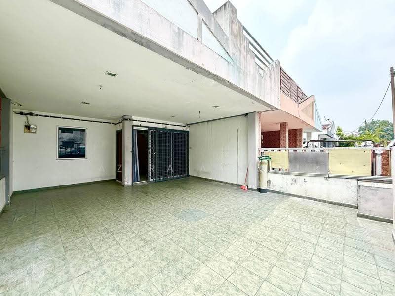 Rumah Teres 2-Tingkat untuk Dijual di Bandar Teknologi Kajang (Kajang) - Azira Ahmad - Exterior - PropertyGuru.com.my