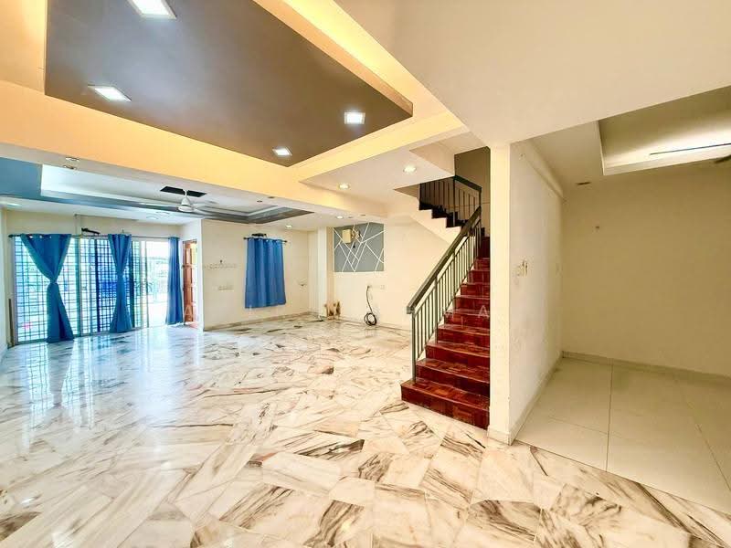 Rumah Teres 2-Tingkat untuk Dijual di Bandar Teknologi Kajang (Kajang) - Azira Ahmad - Living Room - PropertyGuru.com.my