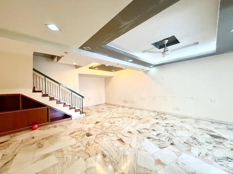 Rumah Teres 2-Tingkat untuk Dijual di Bandar Teknologi Kajang (Kajang) - Azira Ahmad - Living Room - PropertyGuru.com.my