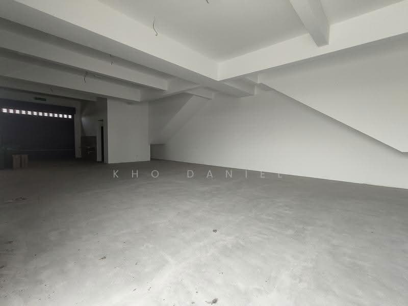 Shop for Sale in Bandar Rimbayu (Telok Panglima Garang) - Kho Daniel - Interior - PropertyGuru.com.my