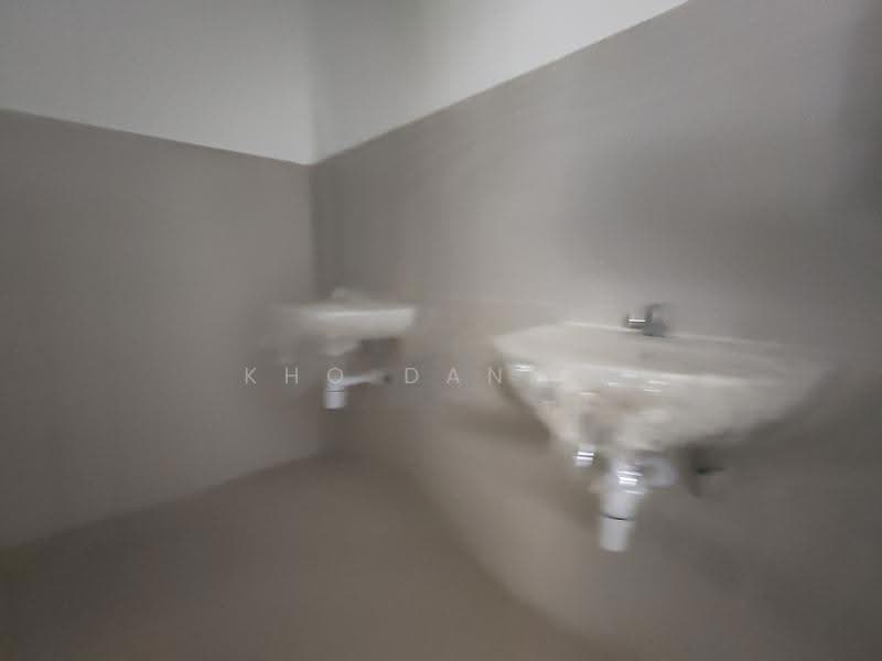 Shop for Sale in Bandar Rimbayu (Telok Panglima Garang) - Kho Daniel - Bathroom - PropertyGuru.com.my