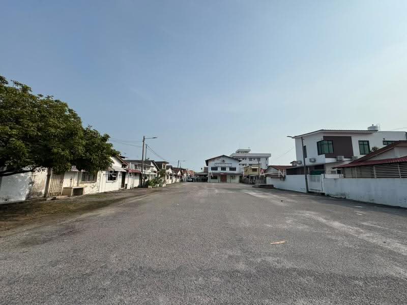 1-storey Terraced House for Sale in Ujong Pasir (Melaka) - Ramona Tan - Exterior - PropertyGuru.com.my