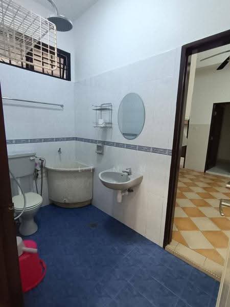 2-storey Terraced House for Sale in Taman Desa Tebrau (Tebrau) - Li Min - Bathroom - PropertyGuru.com.my