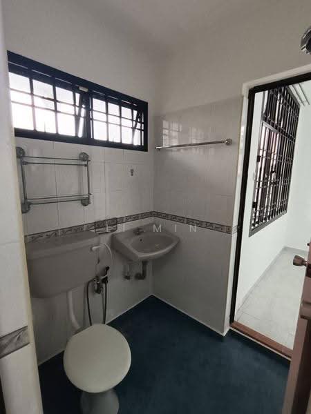 2-storey Terraced House for Sale in Taman Desa Tebrau (Tebrau) - Li Min - Bathroom - PropertyGuru.com.my