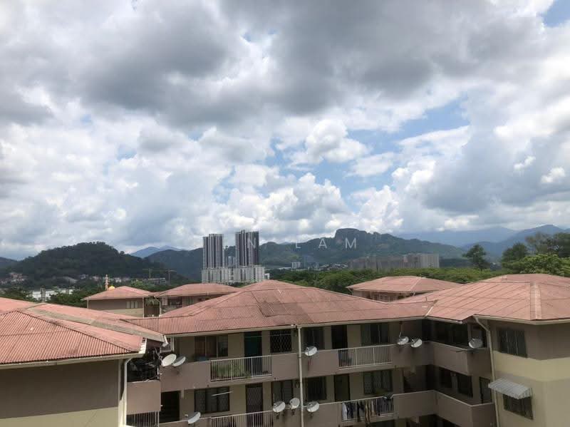 Flat for Sale at Seksyen 4 Wangsa Maju Flat Block A - Den Lam - PropertyGuru.com.my