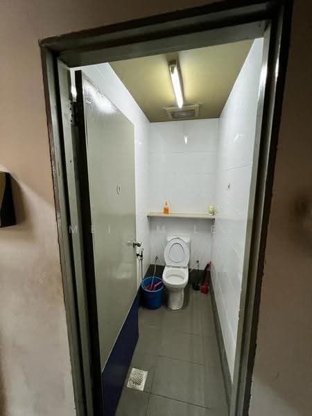Factory for Rent in Seksyen U9 (Shah Alam) - Mei SM Lee - Seksyen U9, Shah Alam Bathroom - PropertyGuru.com.my