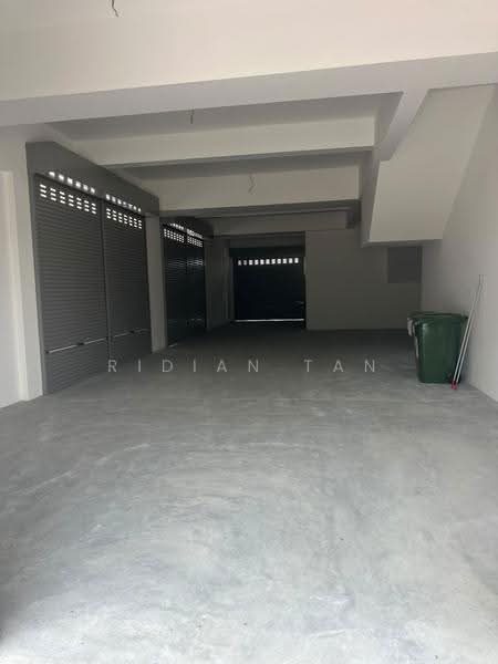 Shop for Rent in Bandar Rimbayu (Telok Panglima Garang) - Ridian Tan - Interior - PropertyGuru.com.my