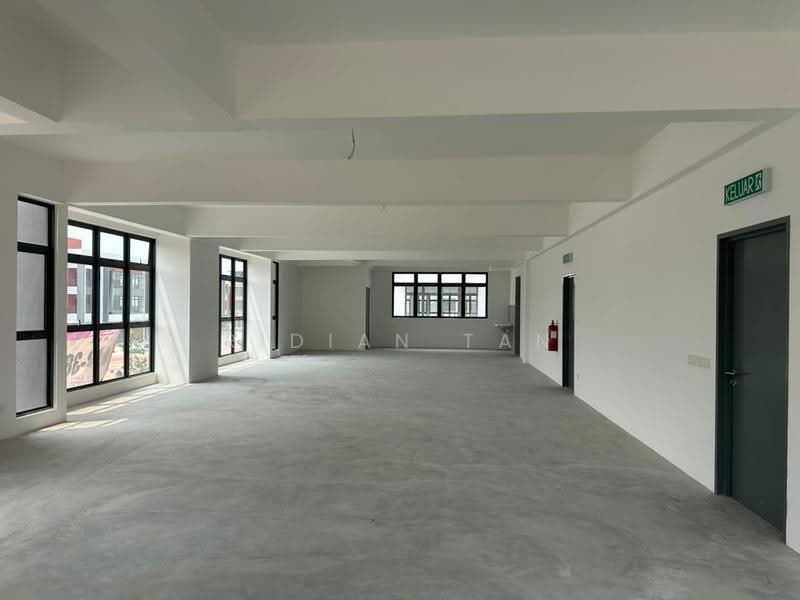 Shop for Rent in Bandar Rimbayu (Telok Panglima Garang) - Ridian Tan - Interior - PropertyGuru.com.my