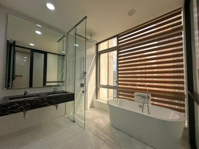 Service Residence for Rent at Banyan Tree Signatures - Jia Yirng Lee - Bathroom - PropertyGuru.com.my