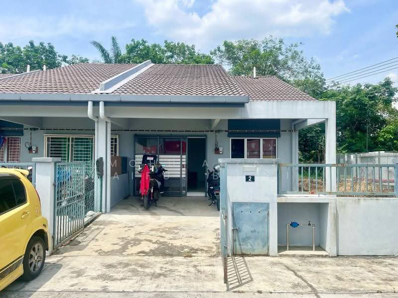 Rumah Teres untuk Dijual di Klang (Selangor) - Mohd Aizat Saiful Bahri - Exterior - PropertyGuru.com.my