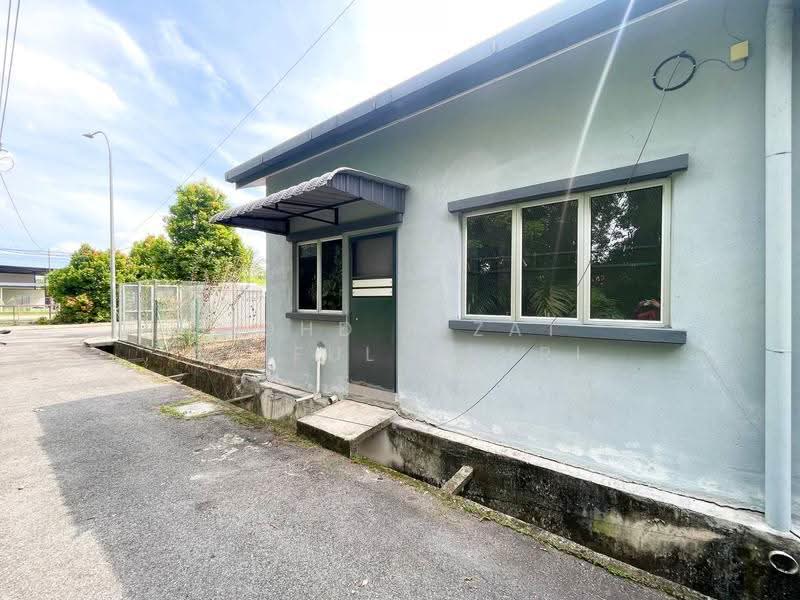 Rumah Teres untuk Dijual di Klang (Selangor) - Mohd Aizat Saiful Bahri - Exterior - PropertyGuru.com.my