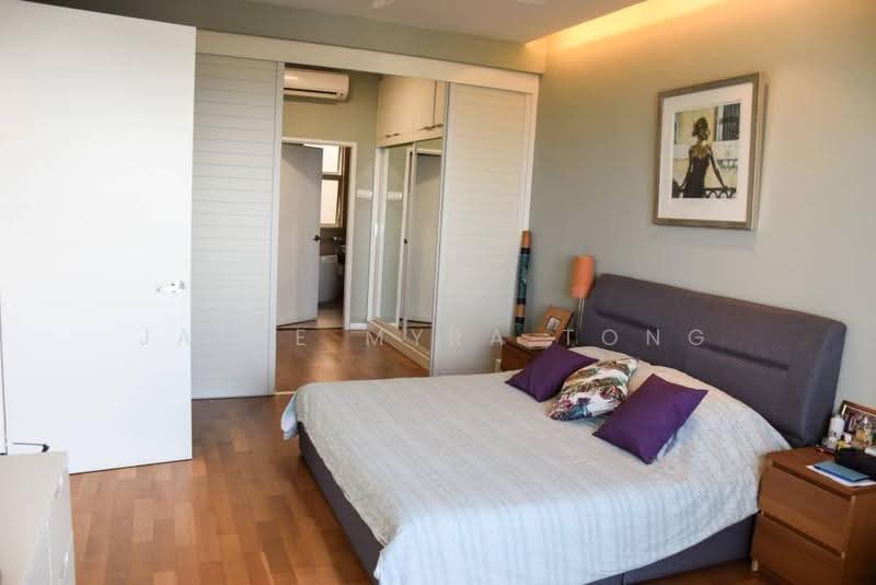 Condominium for Sale at The Bay Residences - Jaime Myra Tong - Bedroom - PropertyGuru.com.my