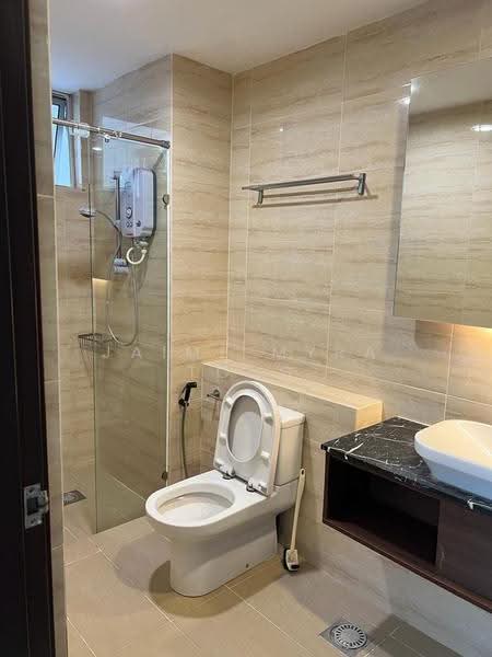 Condominium for Sale at The Bay Residences - Jaime Myra Tong - Bathroom - PropertyGuru.com.my