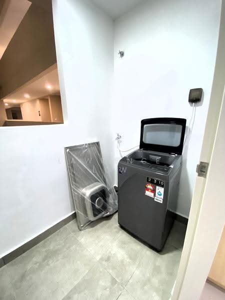 Service Residence for Rent at M Oscar - Lawrence Low - Interior - PropertyGuru.com.my