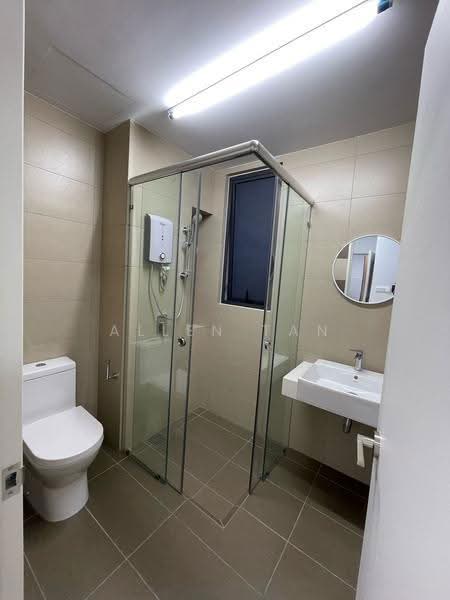 Kondominium untuk Disewa di Kuchai Sentral - Allen Tan - Bathroom - PropertyGuru.com.my