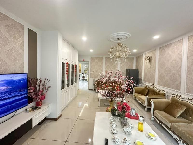 Rumah Berkembar untuk Dijual di Senibong Cove (Masai) - Stella Chia - Living Room - PropertyGuru.com.my