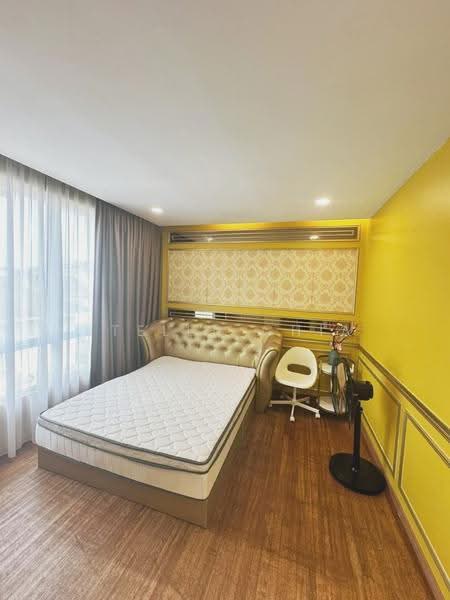 Rumah Berkembar untuk Dijual di Senibong Cove (Masai) - Stella Chia - Bedroom - PropertyGuru.com.my