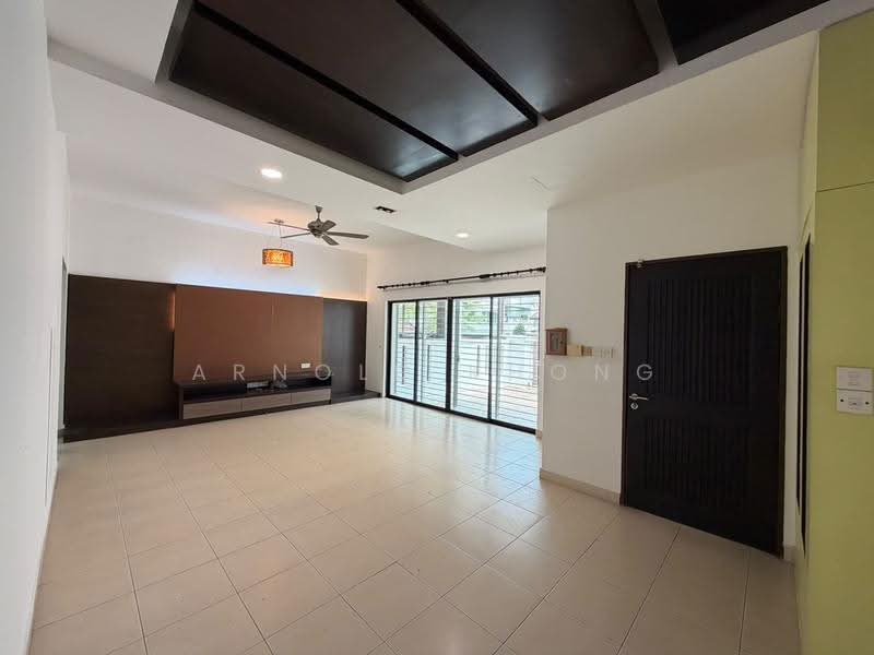 2.5-storey Terraced House for Sale in Taman Bukit Prima (Cheras) - Arnold Khong - Living Room - PropertyGuru.com.my