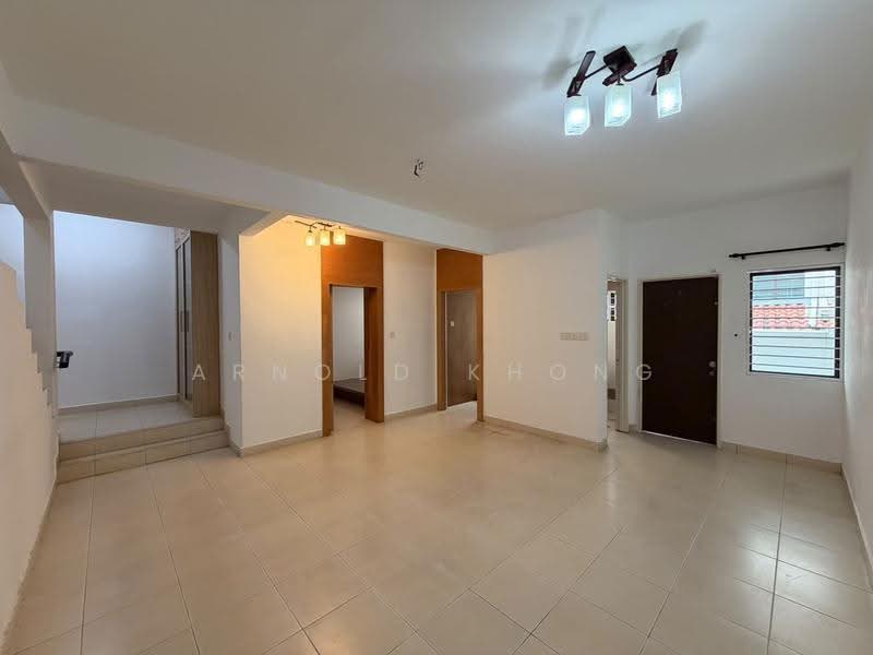 2.5-storey Terraced House for Sale in Taman Bukit Prima (Cheras) - Arnold Khong - Living Room - PropertyGuru.com.my
