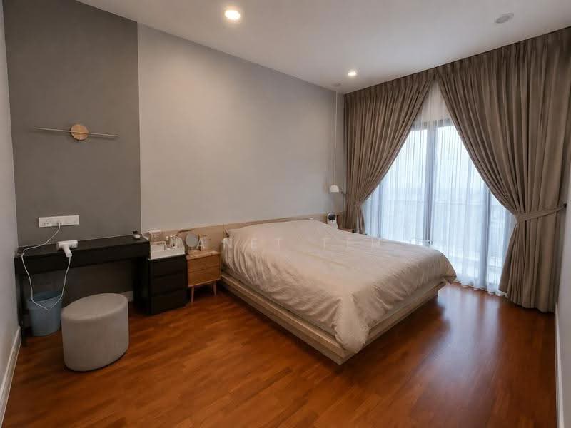 Service Residence for Sale at Ativo Suites @ Damansara Avenue - Janet Teh - Bedroom - PropertyGuru.com.my