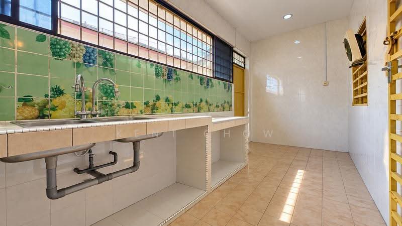 Rumah Teres 2-Tingkat untuk Dijual di Bandar Baru Sri Klebang (Chemor) - Kent Chow - Kitchen - PropertyGuru.com.my