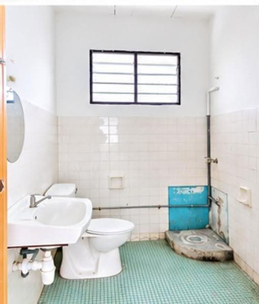 3-storey Terraced House for Sale in Taman Dagang (Ampang) - Sammi Chong - Bathroom - PropertyGuru.com.my