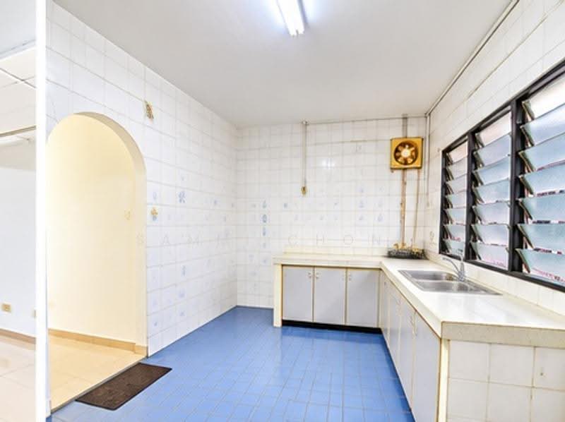 3-storey Terraced House for Sale in Taman Dagang (Ampang) - Sammi Chong - Kitchen - PropertyGuru.com.my