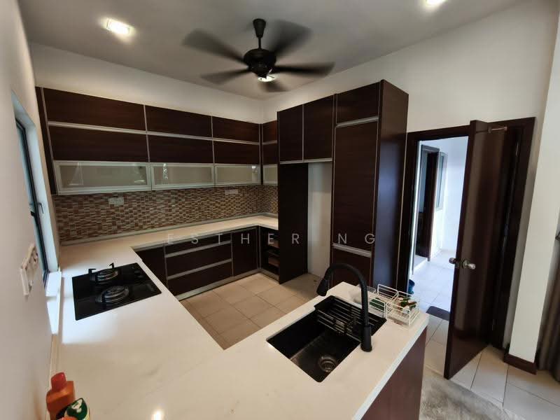 Semi-Detached House for Rent in Setia Eco Park (Setia Alam) - Esther Ng - Kitchen - PropertyGuru.com.my