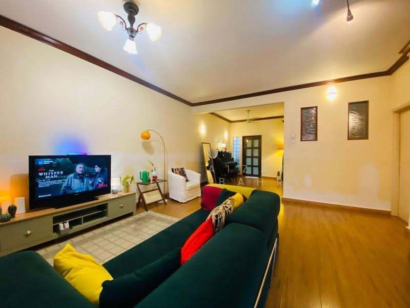 2-storey Terraced House for Sale in Taman Setiawangsa (Setiawangsa) - Mohd Aizat Saiful Bahri - Living Room - PropertyGuru.com.my