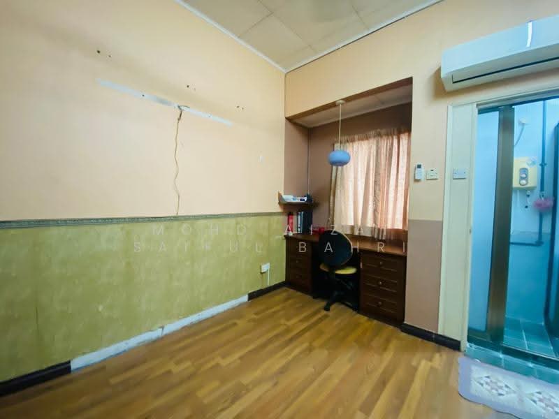 2-storey Terraced House for Sale in Taman Setiawangsa (Setiawangsa) - Mohd Aizat Saiful Bahri - Study - PropertyGuru.com.my