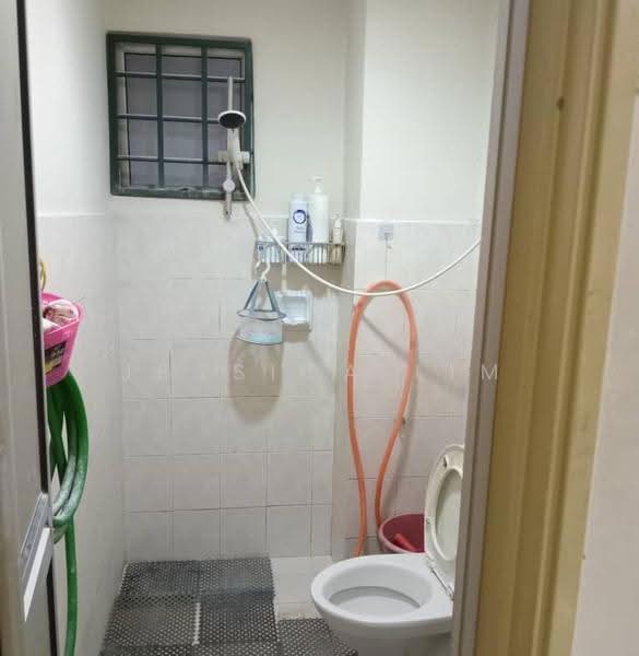 Apartment for Sale at Mandy Villa - Jessica Lim - Bathroom - PropertyGuru.com.my