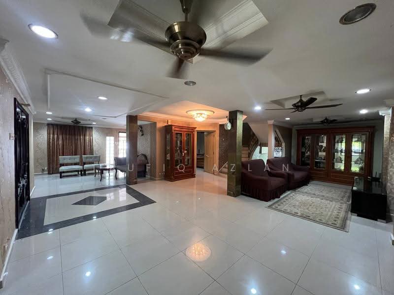 2-storey Terraced House for Sale in Seksyen 5 Wangsa Maju (Wangsa Maju) - Taufiq Azlan - Living Room - PropertyGuru.com.my
