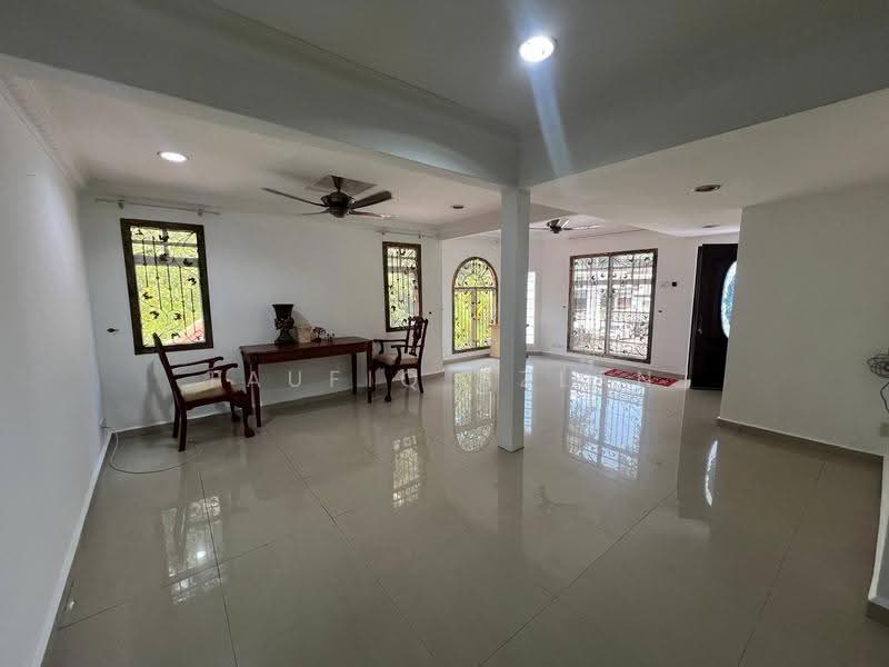 2-storey Terraced House for Sale in Seksyen 5 Wangsa Maju (Wangsa Maju) - Taufiq Azlan - Living Room - PropertyGuru.com.my