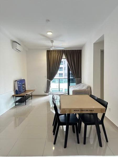 Kediaman Servis untuk Dijual di Suria Garden - Alvan Poh - Living Room - PropertyGuru.com.my