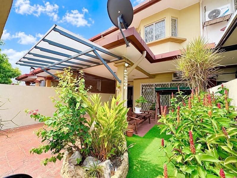 Rumah Teres 2-Tingkat untuk Dijual di Seksyen 7 (Shah Alam) - NORFADILAH ZAINUDDIN - Exterior - PropertyGuru.com.my