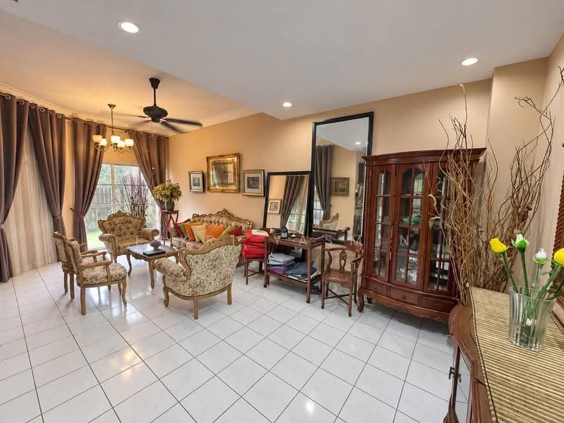 Rumah Teres 2-Tingkat untuk Dijual di Bandar Baru Bangi (Selangor) - Fikri Yasmin - Living Room - PropertyGuru.com.my