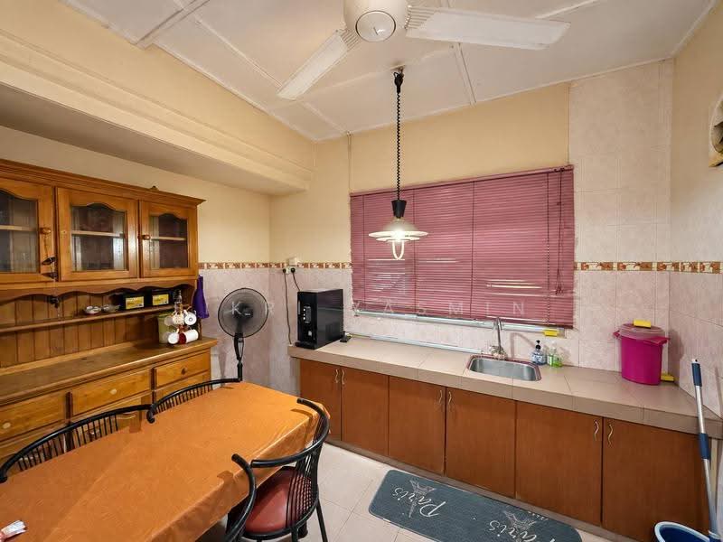 Rumah Teres 2-Tingkat untuk Dijual di Bandar Baru Bangi (Selangor) - Fikri Yasmin - Kitchen - PropertyGuru.com.my