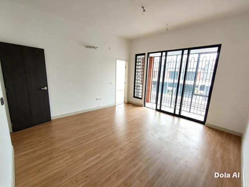 2-storey Terraced House for Sale in Elmina (Shah Alam) - Derrick Ang - Living Room - PropertyGuru.com.my