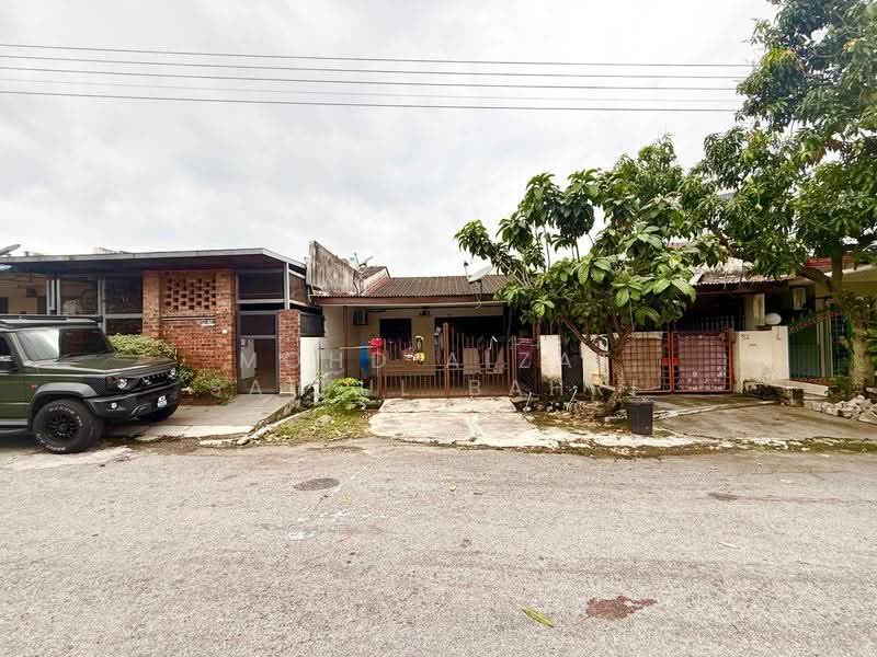 Rumah Teres 1-Tingkat untuk Dijual di Taman Cheras Perdana (Cheras) - Mohd Aizat Saiful Bahri - Exterior - PropertyGuru.com.my
