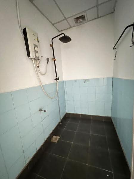 Rumah Teres untuk Dijual di Kepong (Kuala Lumpur) - Alven Lim - Bathroom - PropertyGuru.com.my