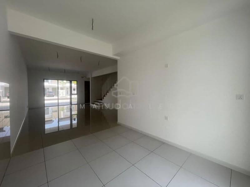 Rumah Teres 2-Tingkat untuk Disewa di Bandar Gamuda Cove (Dengkil) - Amanda Lee - Living Room - PropertyGuru.com.my