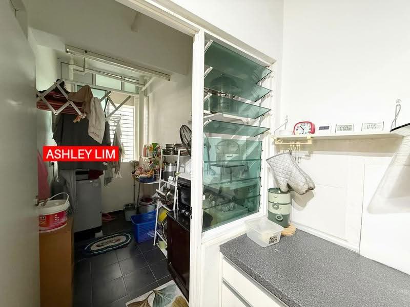 Condominium for Sale at Straits Garden Condominium - Ashley Lim - Kitchen - PropertyGuru.com.my