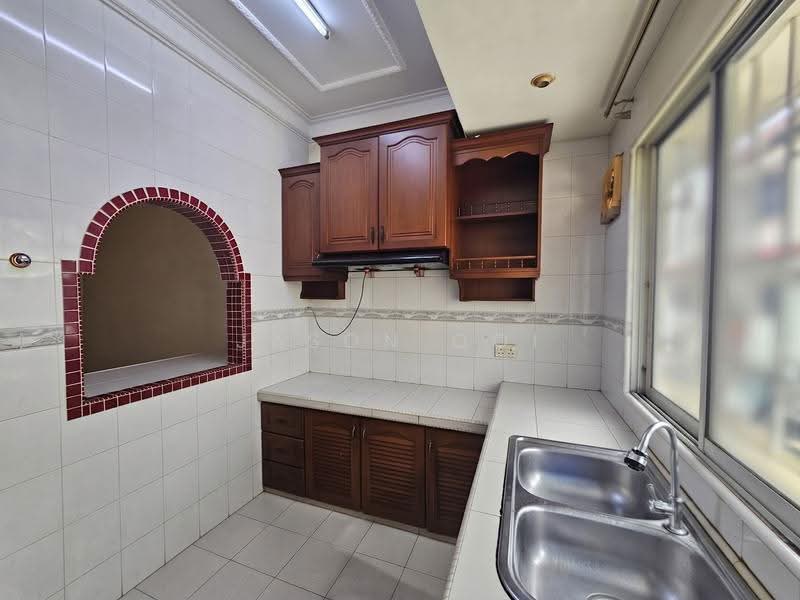 2-storey Terraced House for Rent in Usj 18 (Subang Jaya) - Jason Ooi - Kitchen - PropertyGuru.com.my
